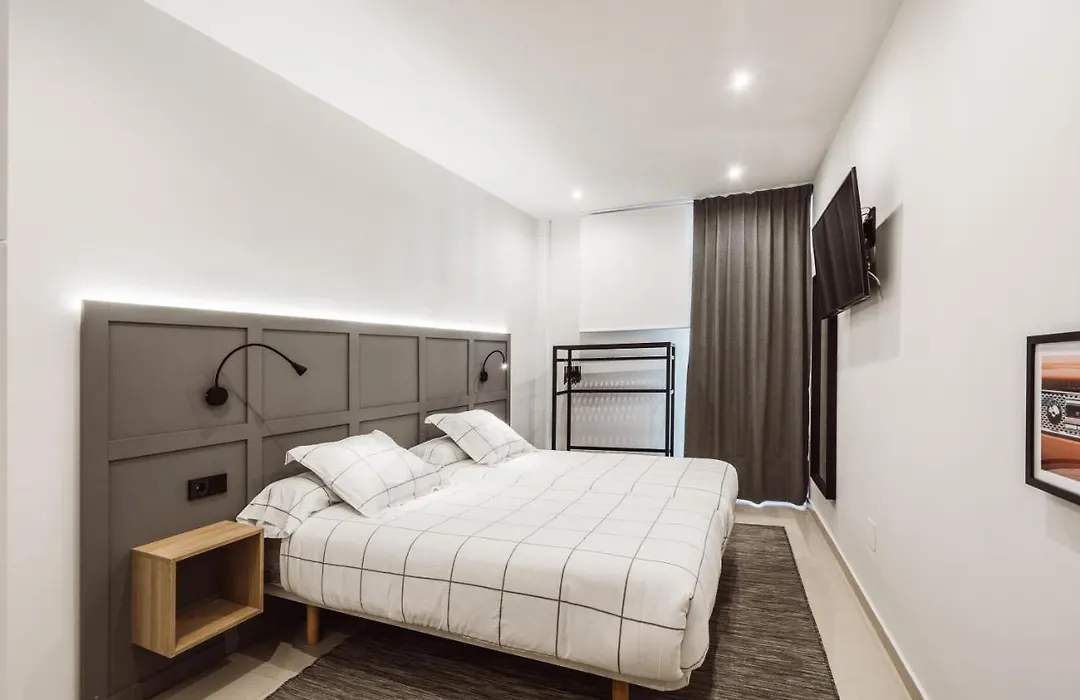 Exclusive Rooms In The Heart Of The City-1