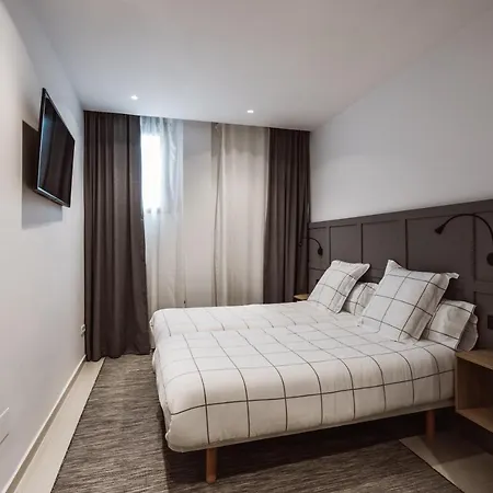 Exclusive Rooms In The Heart Of The City-3